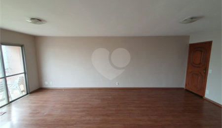 Apartamento à venda com 3 quartos, sendo 1 suíte,  em Jardim São Paulo(zona Norte), São Paulo, SP
