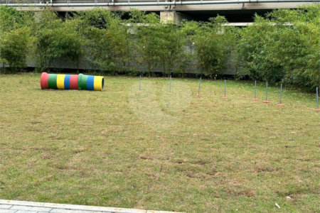 Casa à venda ou para alugar com 2 quartos no condomínio Residencial Caxangá 2, Suzano - SP