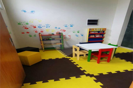 Casa à venda com 3 suítes no condomínio Portal dos Ipês, Indaiatuba - SP