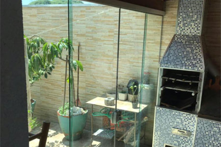 Casa à venda com 2 quartos, sendo 1 suíte, em Jardim Ester, São Paulo, SP