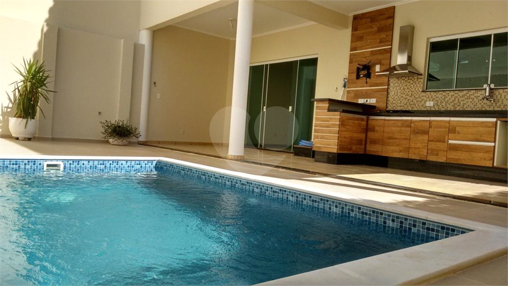Casa à venda ou para alugar com 3 suítes no condomínio Residencial Villa dos Inglezes, Sorocaba - SP