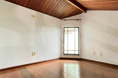 Casa à venda com 3 quartos, sendo 1 suíte, em Jardim Tapajós, Atibaia, SP