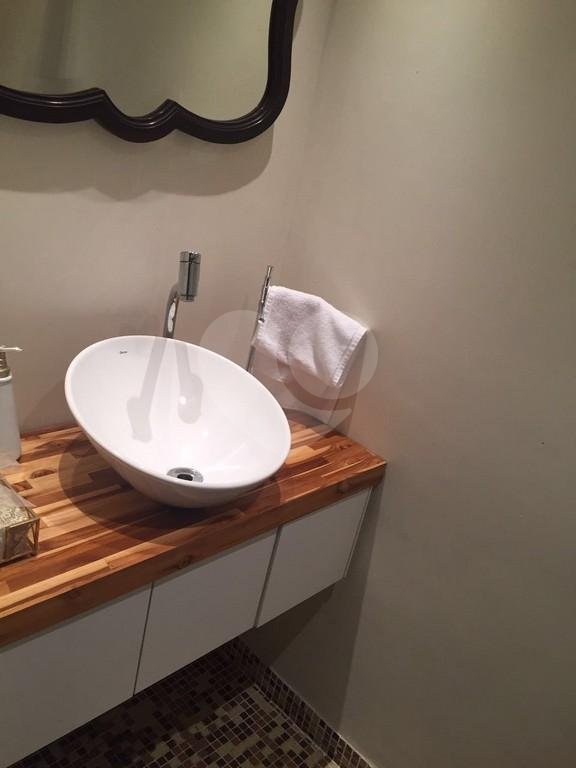 Apartamento à venda com 3 quartos, sendo 1 suíte,  em Vila Morumbi, São Paulo, SP