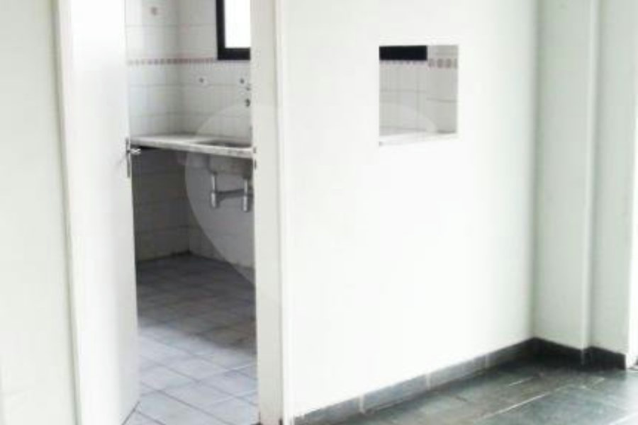 Apartamento à venda com 3 quartos, sendo 1 suíte, em Vila Nova Cachoeirinha, São Paulo, SP