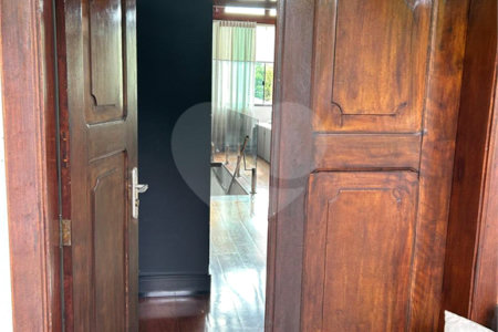 Casa à venda com 2 suítes no condomínio Residencial, Mogi das Cruzes - SP