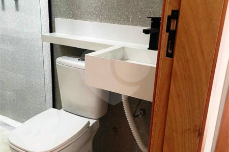 Casa à venda com 3 quartos, sendo 1 suíte, no condomínio Horto Florestal Villagio, Sorocaba - SP