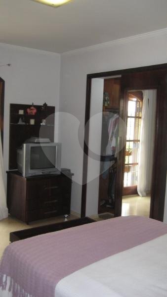 Casa à venda com 3 quartos, sendo 1 suíte, em Saúde, São Paulo, SP