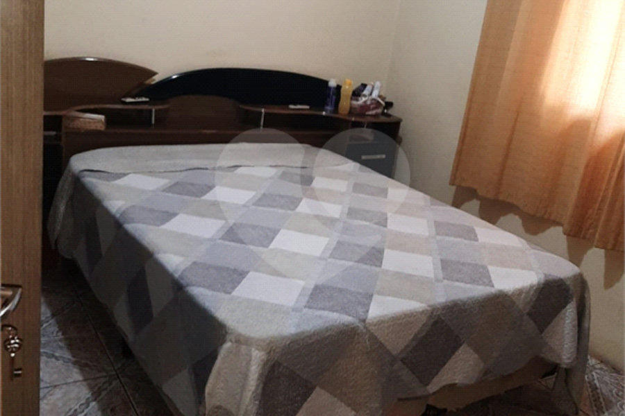 Casa à venda com 3 quartos em Perus, São Paulo, SP
