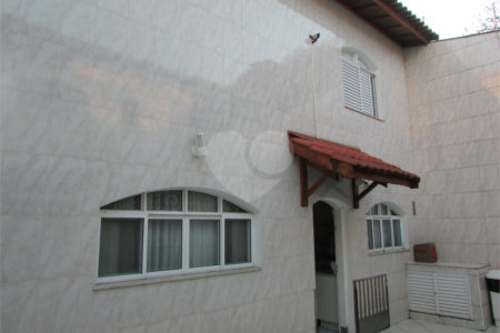 Casa à venda com 3 suítes em Vila Rosália, Guarulhos, SP