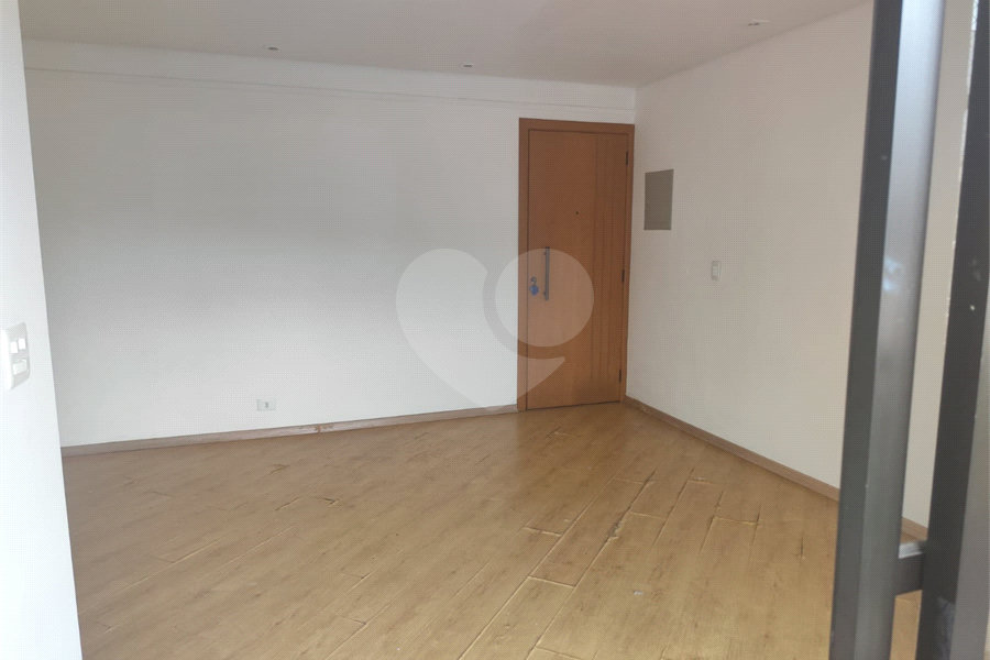 Apartamento à venda com 2 quartos em Horto, São Paulo, SP