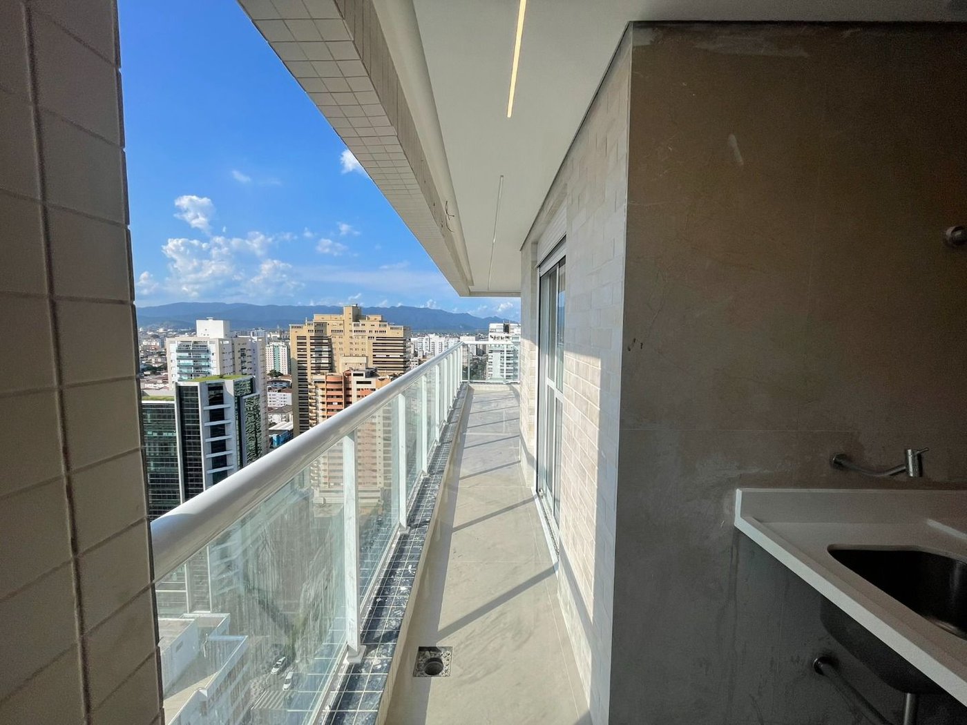 Cobertura com 3 dormitórios à venda, 238 m² por R$ 5.500.000,00 - Embaré - Santos/SP