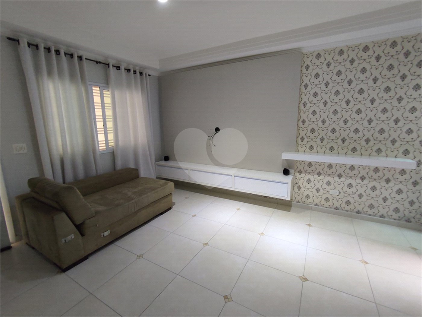 Sobrado à venda com 3 suítes em Vila Mazzei, São Paulo, SP