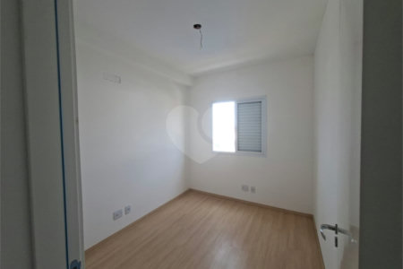 Apartamento à venda ou para alugar com 3 quartos, sendo 1 suíte, em Vila Macia, Itapetininga, SP