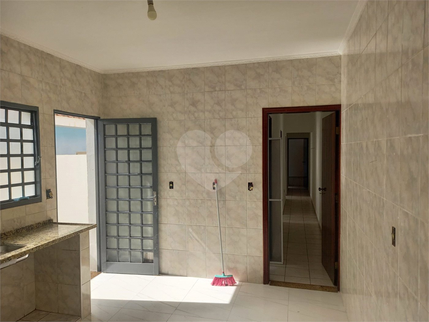 Casa à venda com 3 quartos, sendo 1 suíte, em Cidade Jardim, Sorocaba, SP
