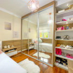 Casa à venda com 4 quartos, sendo 2 suítes,  no condomínio Floradas da Serra, São Paulo - SP