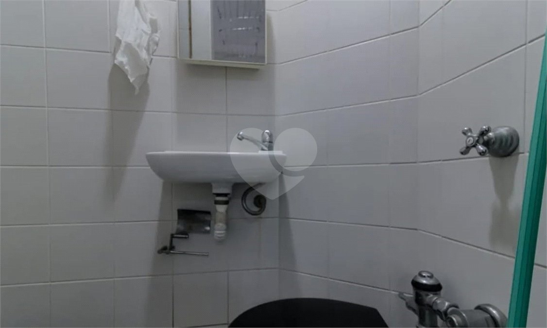 Apartamento à venda com 4 quartos, sendo 1 suíte,  em Copacabana, Rio de Janeiro, RJ