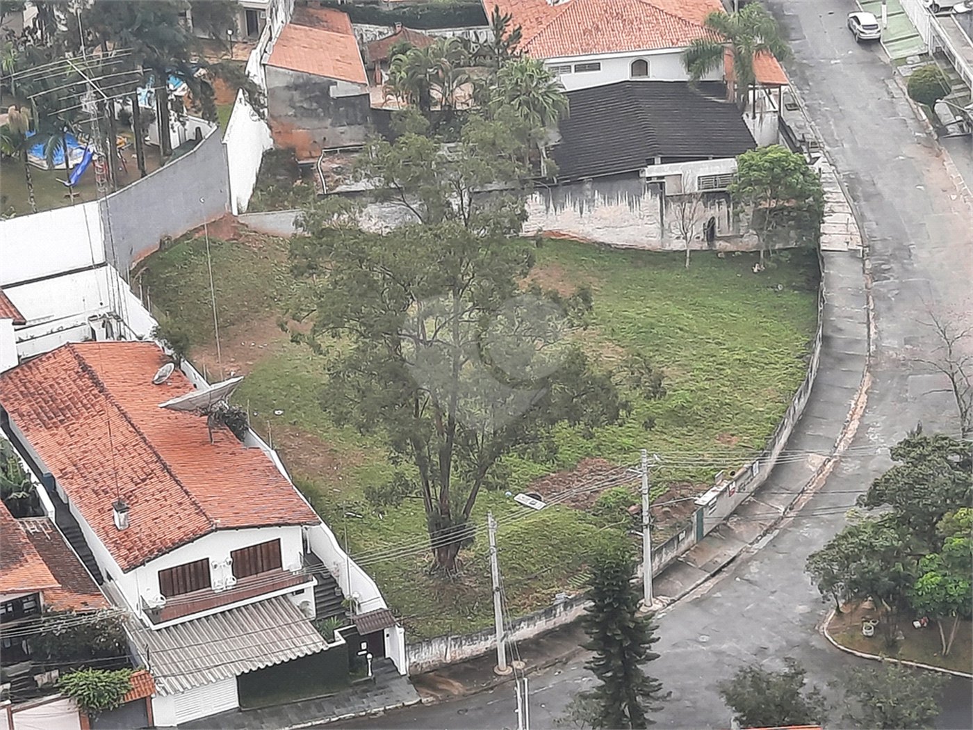 Terreno à venda em Jardim Marajoara, São Paulo, SP