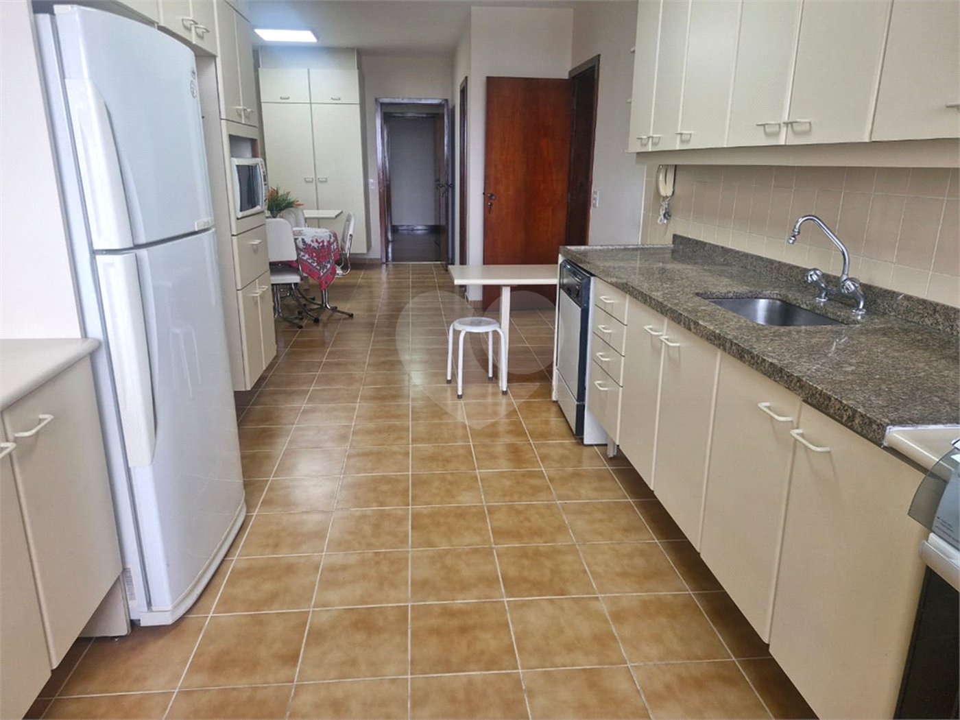 Apartamento para alugar com 4 suítes em Santo Amaro, São Paulo, SP