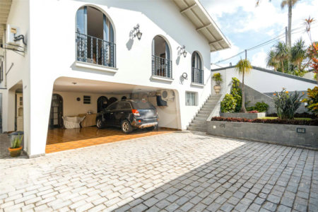 Casa Térrea à venda com 3 quartos, sendo 1 suíte, em Vila Inah, São Paulo, SP