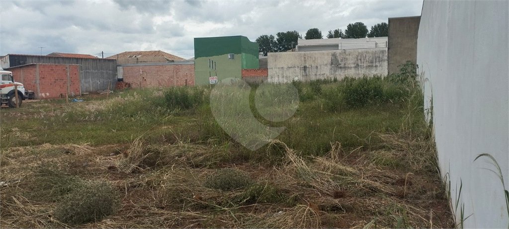 Terreno à venda em Vila dos Bandeirantes, Itapetininga, SP