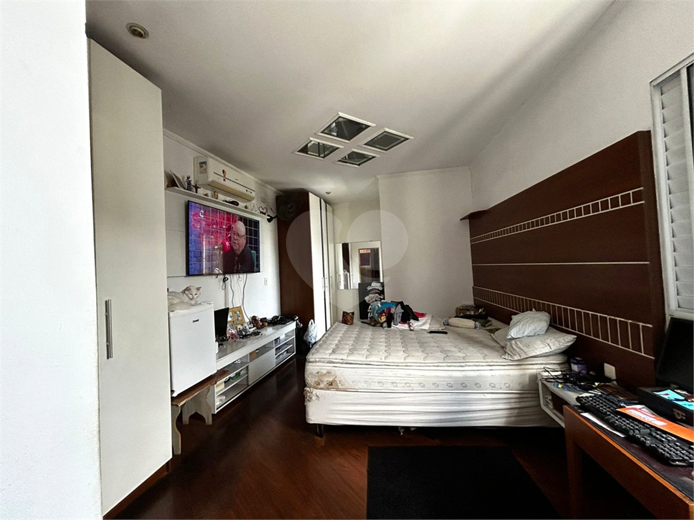 Casa à venda com 4 quartos, sendo 2 suítes, em Vila Buenos Aires, São Paulo, SP