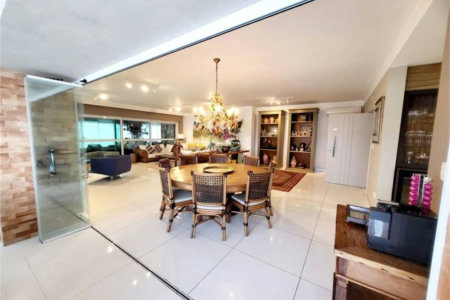 Apartamento Residencial à venda, Gonzaga, Santos - AP1684.
