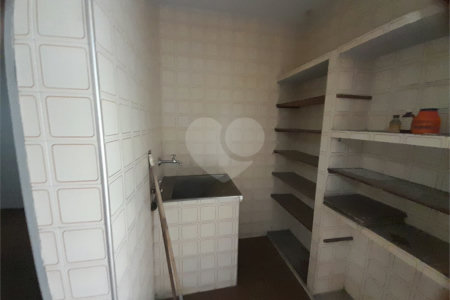 Prédio Comercial na Av. São Carlos - Excelente Oportunidade no Centro da Cidade