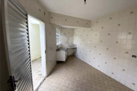 Sobrado à venda com 3 quartos, sendo 1 suíte, em Interlagos, São Paulo, SP