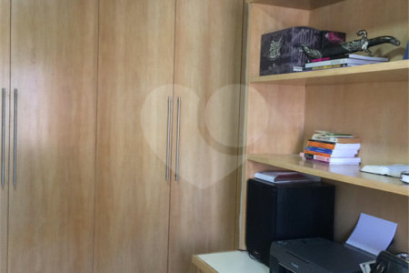 Apartamento à venda com 3 suítes em Vila Suzana, São Paulo, SP