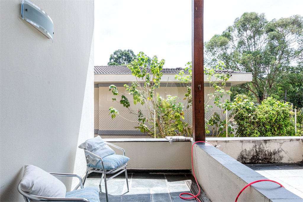 Casa de Vila à venda ou para alugar com 5 suítes em Jardim dos Estados, São Paulo, SP
