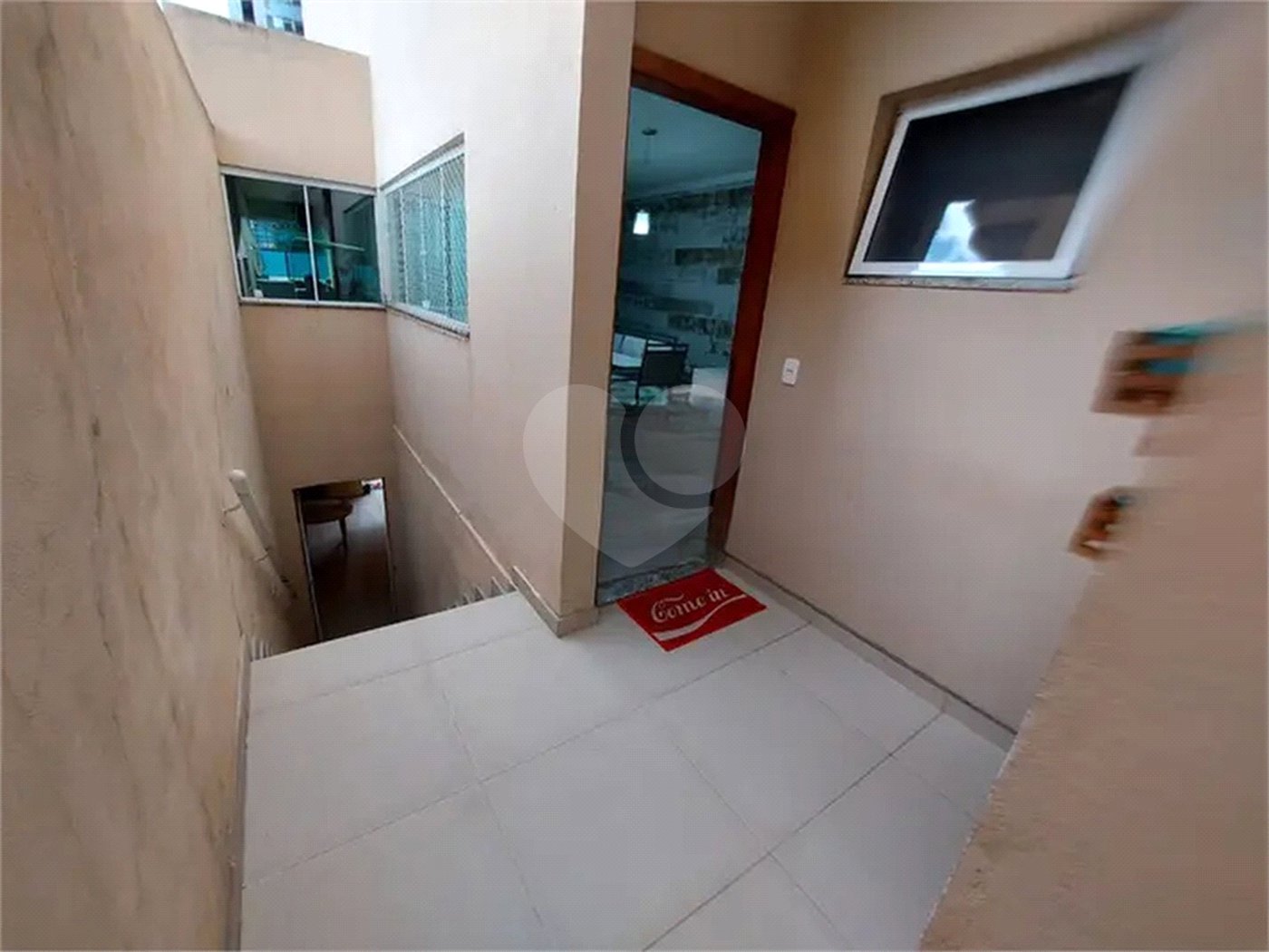 Sobrado à venda com 3 quartos, sendo 1 suíte, em Vila Laís, São Paulo, SP