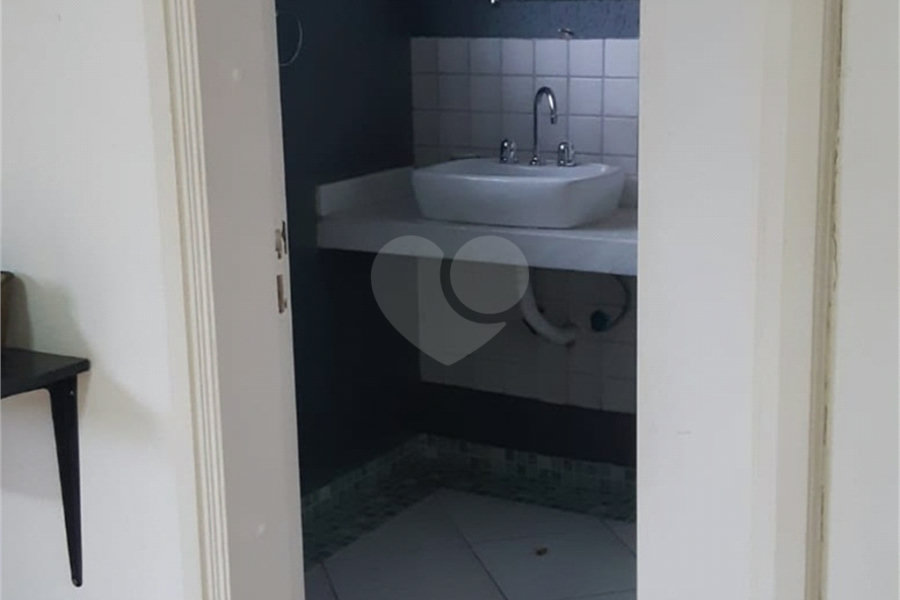 Casa à venda com 4 quartos, sendo 1 suíte, em Horto, São Paulo, SP