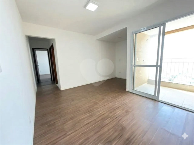 Apartamento à venda com 2 quartos, sendo 1 suíte,  em Vila Maria, São Paulo, SP