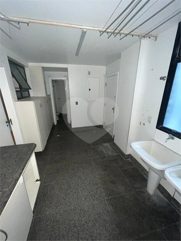 Apartamento à venda com 4 quartos, sendo 2 suítes, em Vila Nova, Cabo Frio, RJ