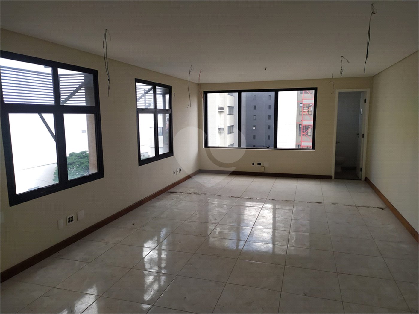 Sala à venda em Vila Clementino, São Paulo, SP