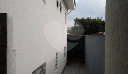 Casa Térrea à venda com 2 suítes em Jardim São Francisco, Mogi das Cruzes, SP