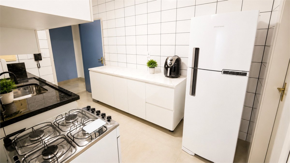 Apartamento à venda com 3 quartos, sendo 1 suíte, em Alvorada, Cuiabá, MT