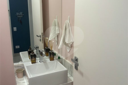 Apartamento à venda com 3 quartos, sendo 1 suíte, em Vila Gomes Cardim, São Paulo, SP