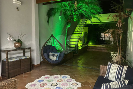 Sobrado à venda com 3 quartos, sendo 2 suítes, em Vila Maria Alta, São Paulo, SP