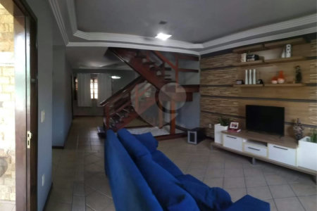 Casa Térrea à venda com 3 quartos, sendo 1 suíte, em Santíssimo, Rio de Janeiro, RJ