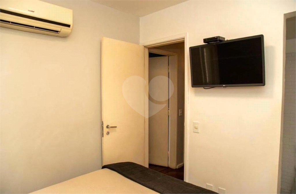 Apartamento à venda com 3 quartos, sendo 1 suíte, em Brooklin Paulista, São Paulo, SP