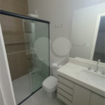 Casa para alugar com 3 quartos, sendo 1 suíte, no condomínio Recanto dos Paturis, Vinhedo - SP