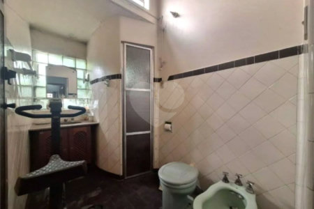 Sobrado à venda com 3 quartos, sendo 1 suíte, em Vila Clementino, São Paulo, SP