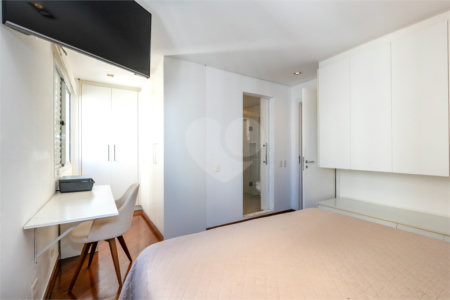 Apartamento à venda com 2 suítes em Brooklin, São Paulo, SP