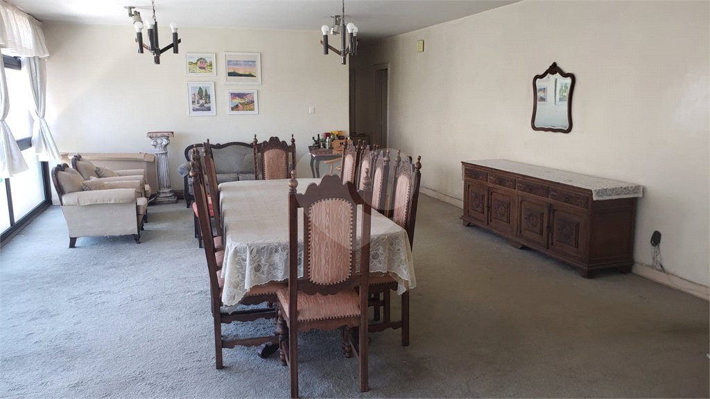 Apartamento à venda com 3 quartos, sendo 1 suíte, em Pinheiros, São Paulo, SP