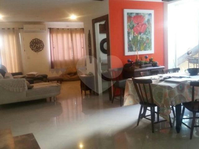 Sobrado à venda com 3 suítes em Tremembé, São Paulo, SP