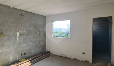 Sobrado à venda com 3 suítes em Vila São Geraldo, São Paulo, SP