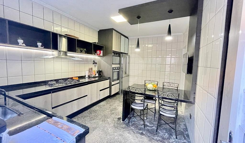 Casa à venda com 3 quartos, sendo 1 suíte,  em Jardim Wanel Ville IV, Sorocaba, SP