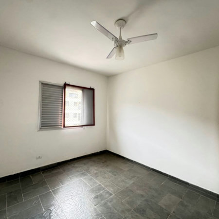Apartamento com 2 dormitórios à venda, 70 m² por R$ 300.000,00 - Jardim Três Marias - Guarujá/SP