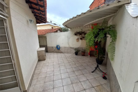 Sobrado à venda com 3 quartos, sendo 1 suíte, em Jardim Umarizal, São Paulo, SP